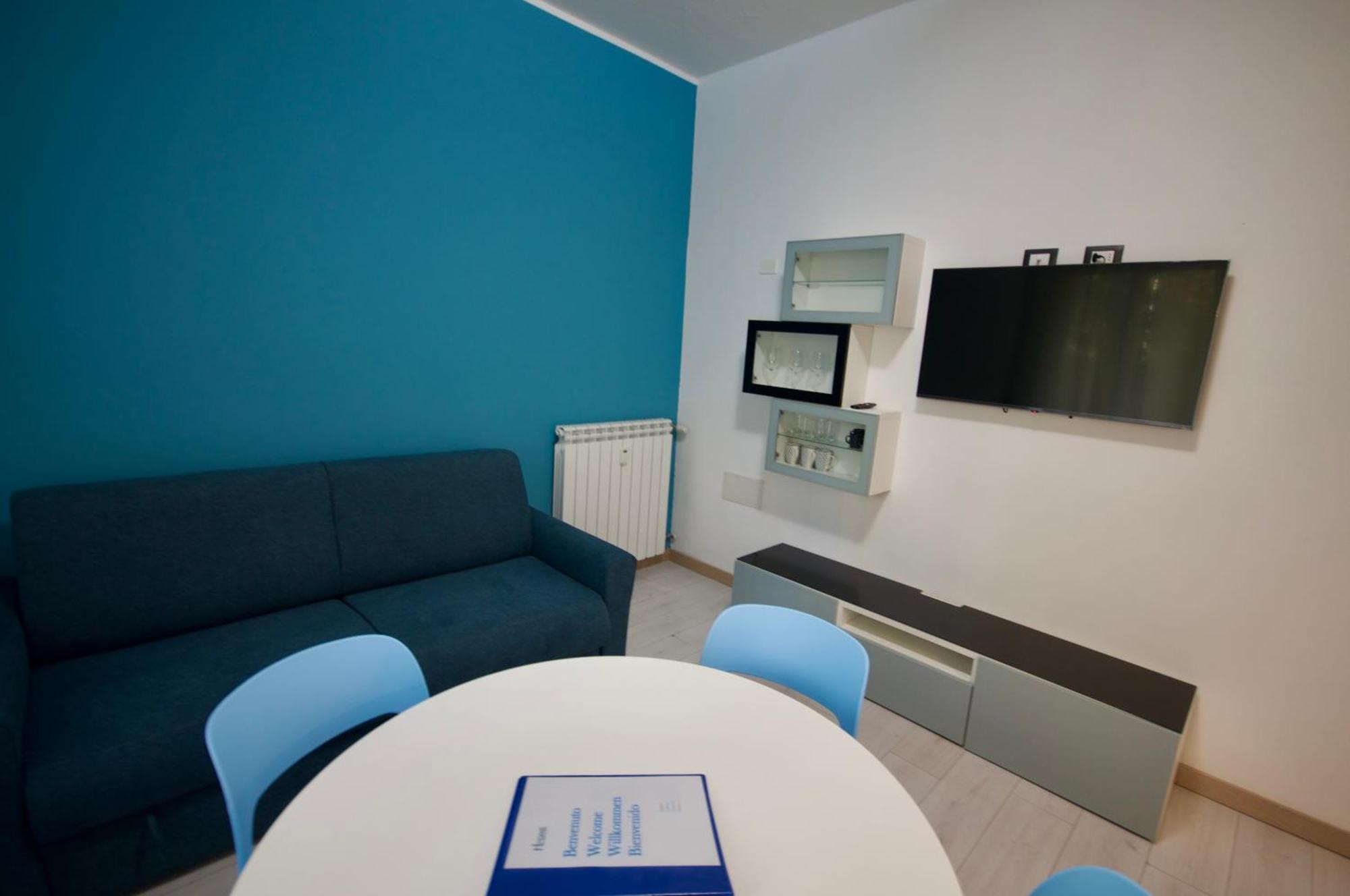 Apartment H2ome - Balbi In The Center Near The Station With Parking Genua
