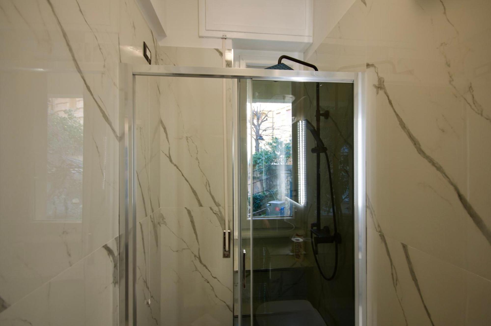 H2ome - Balbi In The Center Near The Station With Parking * Genua